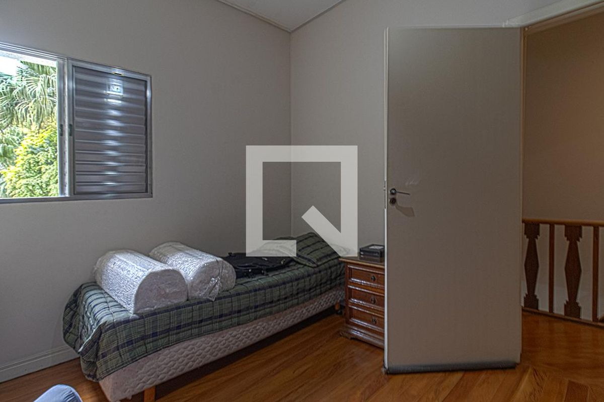 Casa, 4 quartos, 200 m² - Foto 18