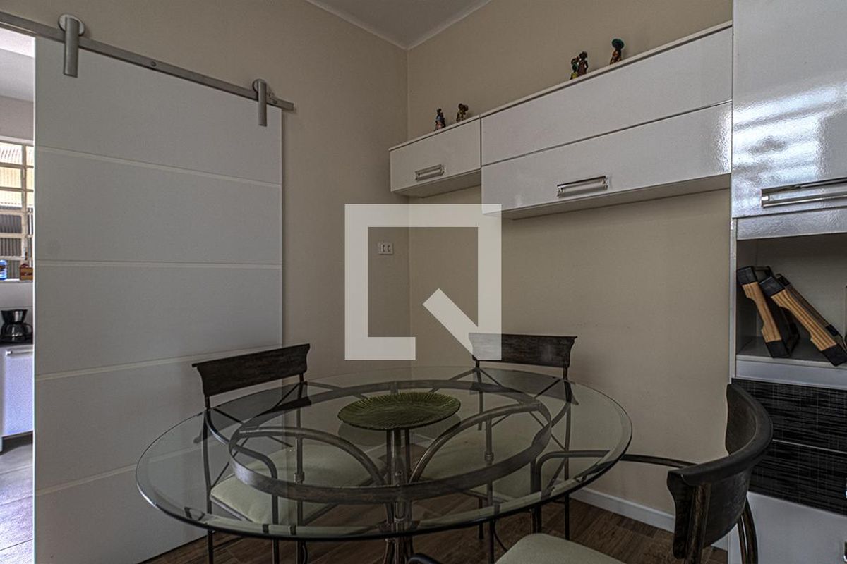 Casa, 4 quartos, 200 m² - Foto 32