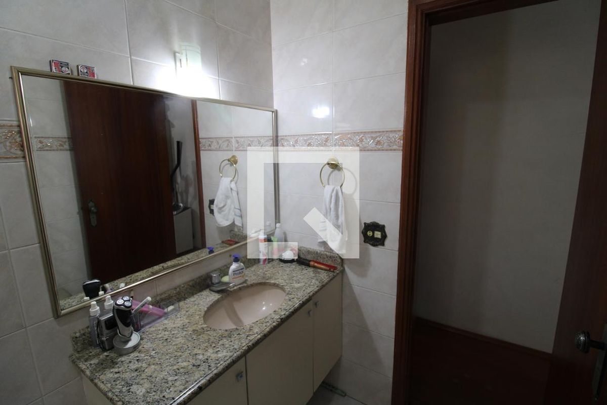 Casa, 3 quartos, 198 m² - Foto 48