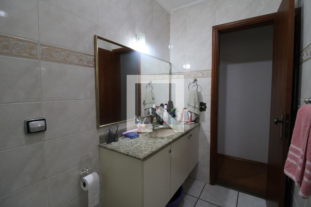 Casa, 3 quartos, 198 m² - Foto 56
