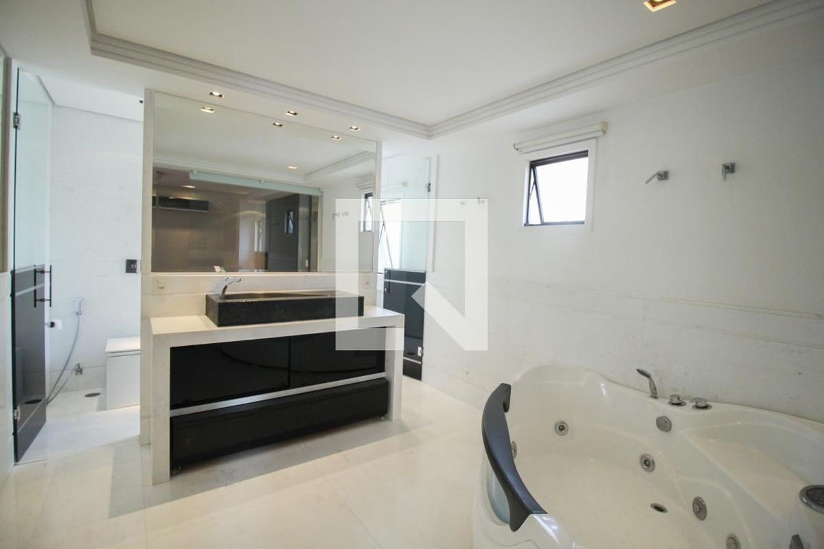 Apartamento, 3 quartos, 325 m² - Foto 48