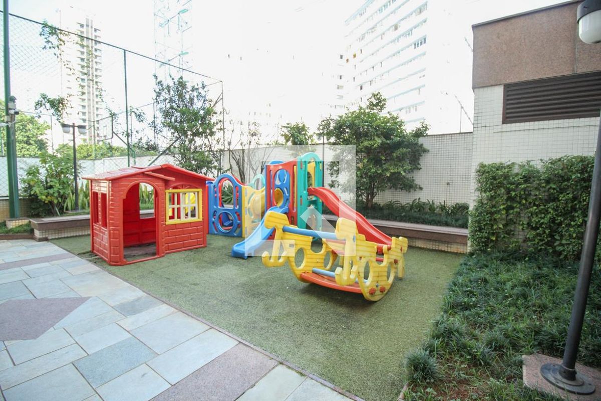 Apartamento, 3 quartos, 325 m² - Foto 158