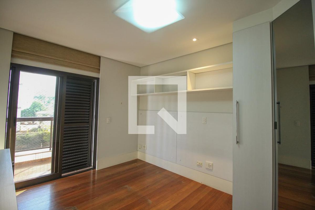 Apartamento, 3 quartos, 325 m² - Foto 84