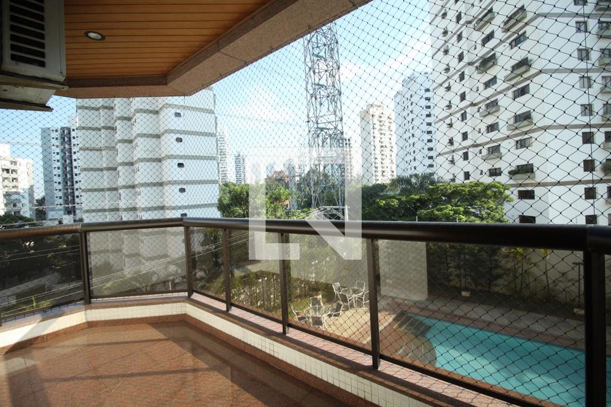 Apartamento, 3 quartos, 325 m² - Foto 44