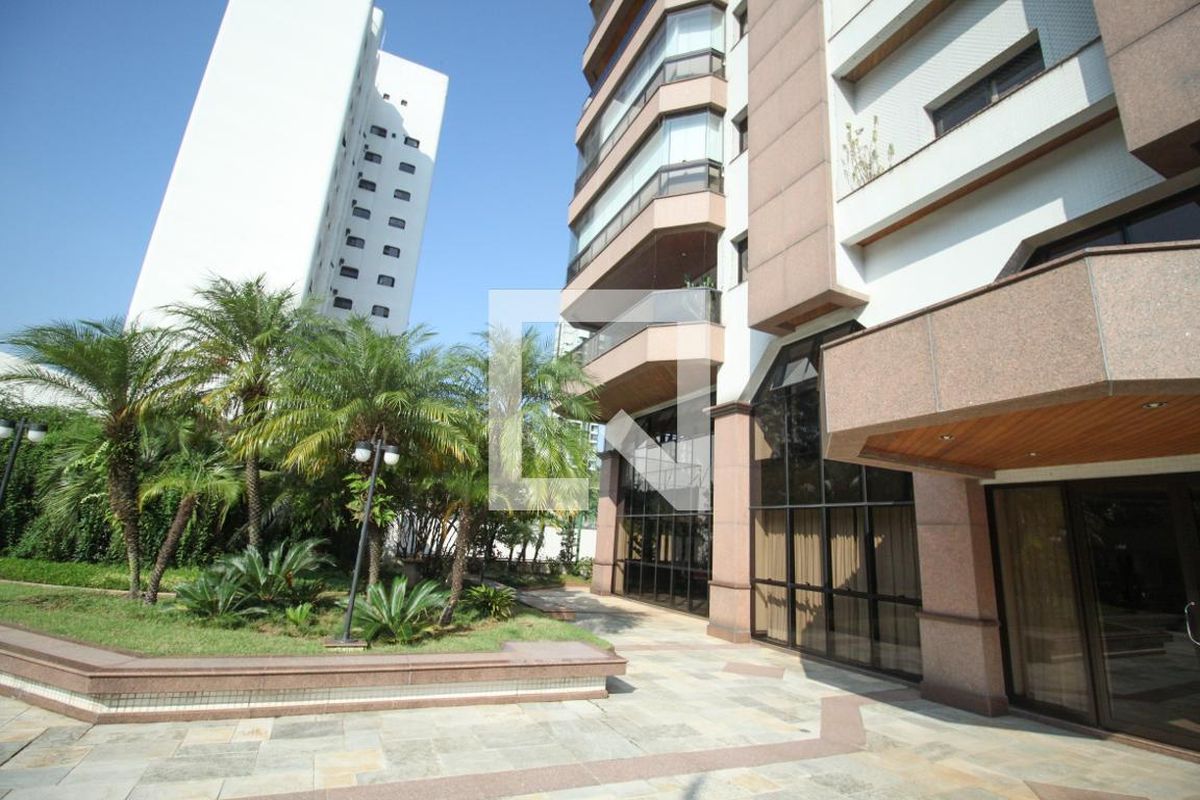 Apartamento, 3 quartos, 325 m² - Foto 172