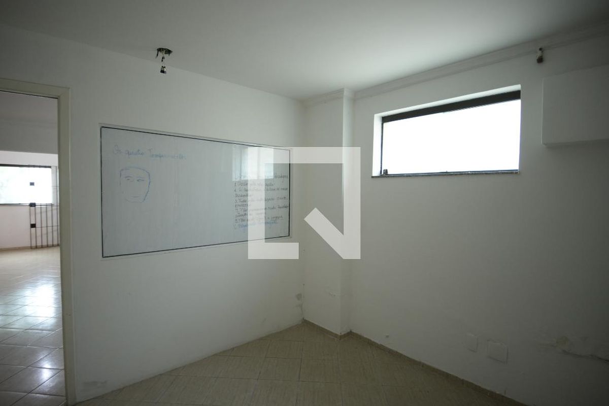 Casa, 4 quartos, 200 m² - Foto 14