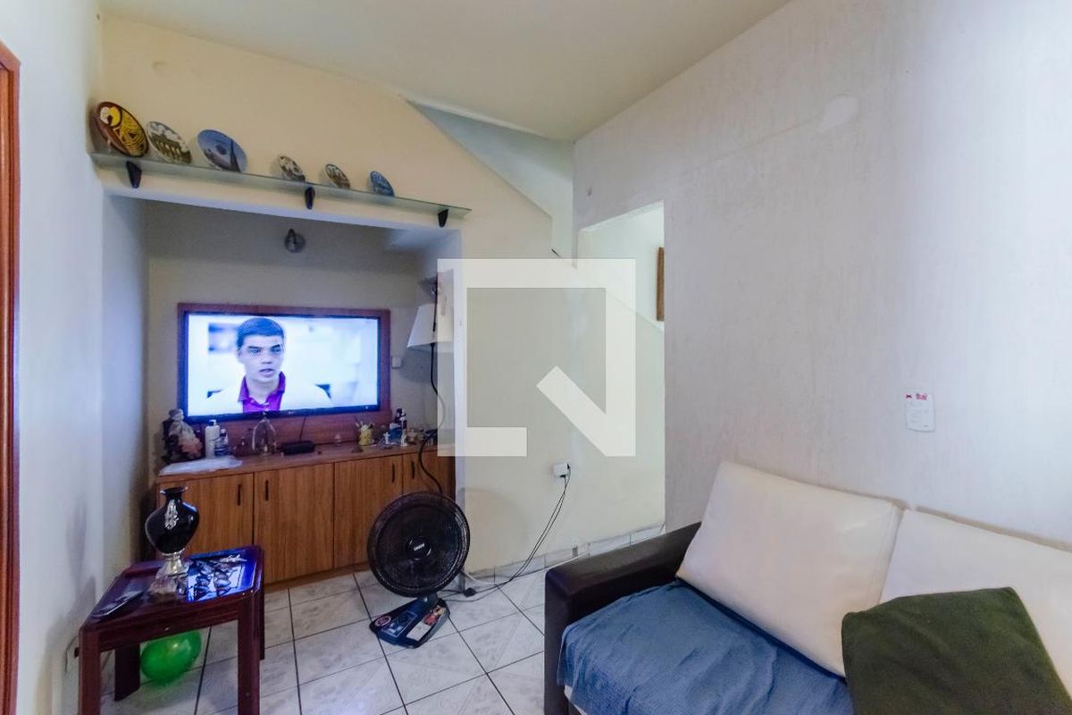 Casa, 4 quartos, 132 m² - Foto 2