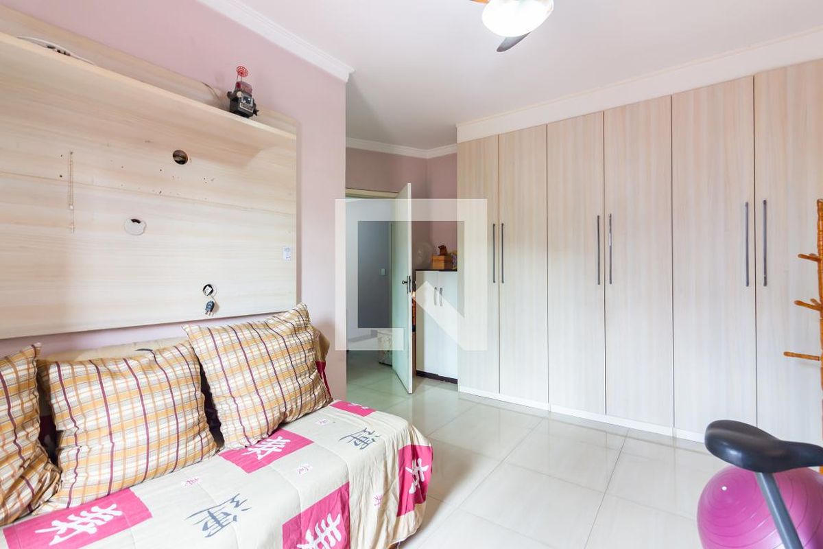 Casa, 4 quartos, 217 m² - Foto 42