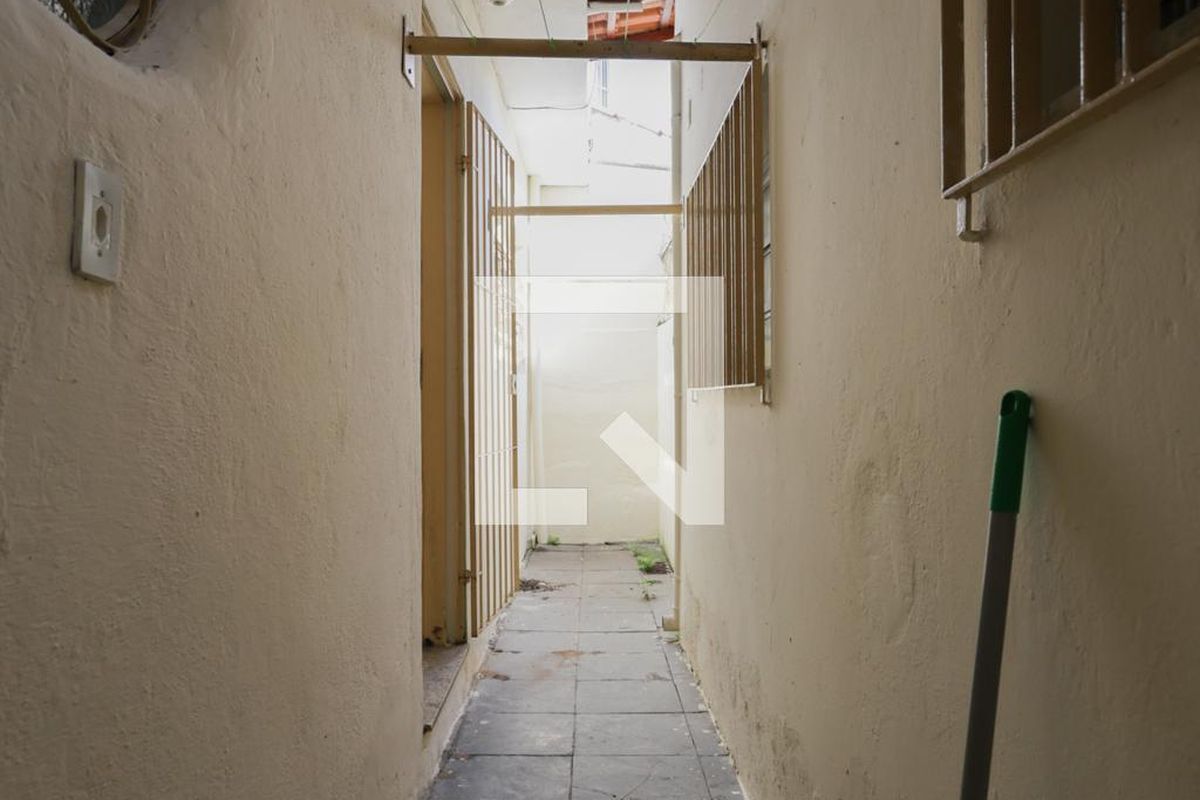 Casa, 1 quarto, 70 m² - Foto 38