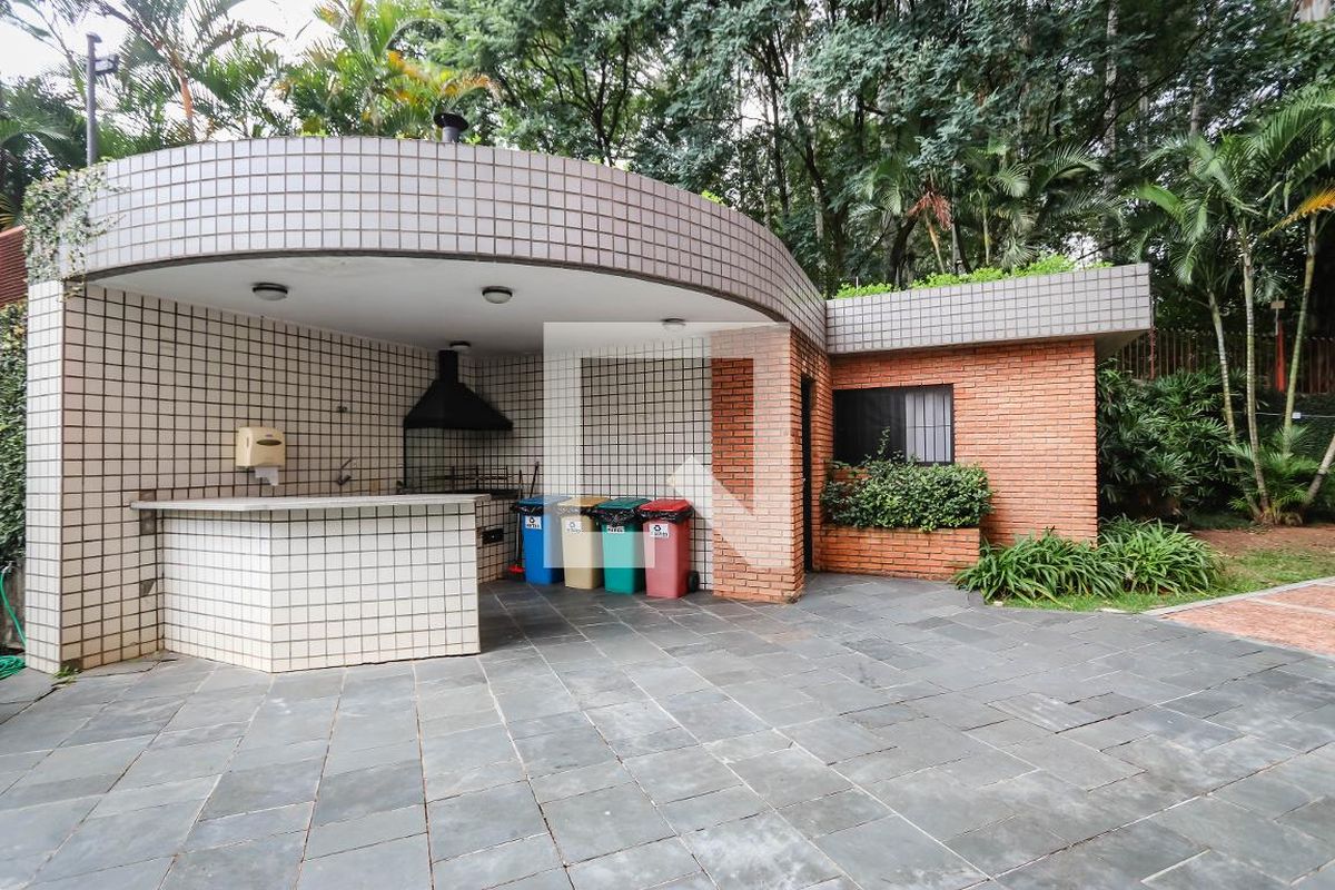 Apartamento, 3 quartos, 220 m² - Foto 152