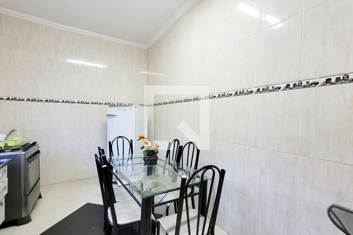 Casa à Venda - Jardim Chapadão, 2 Quartos,  411 m2 em , Campinas - sp | SoloBR