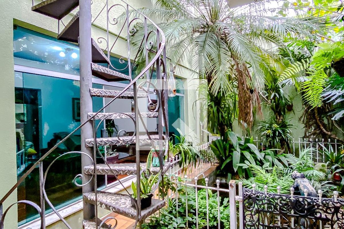 Casa, 3 quartos, 230 m² - Foto 185