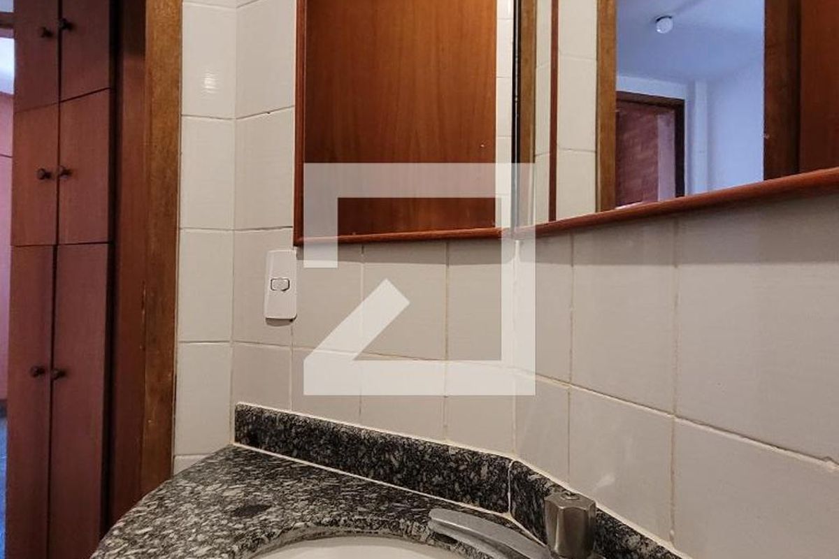 Apartamento à Venda - Centro, 1 Quarto,  64 m2 em , Campinas - sp | SoloBR