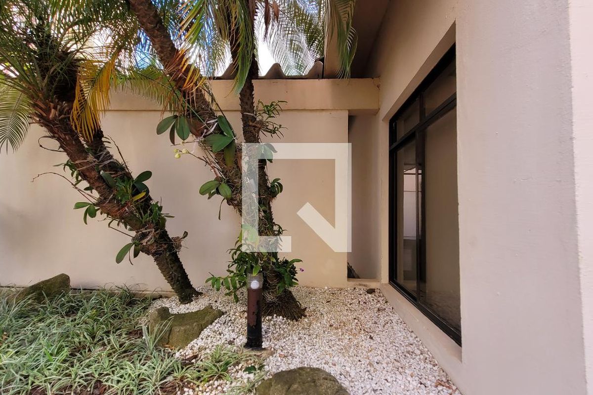 Apartamento à Venda - Centro, 1 Quarto,  64 m2 em , Campinas - sp | SoloBR