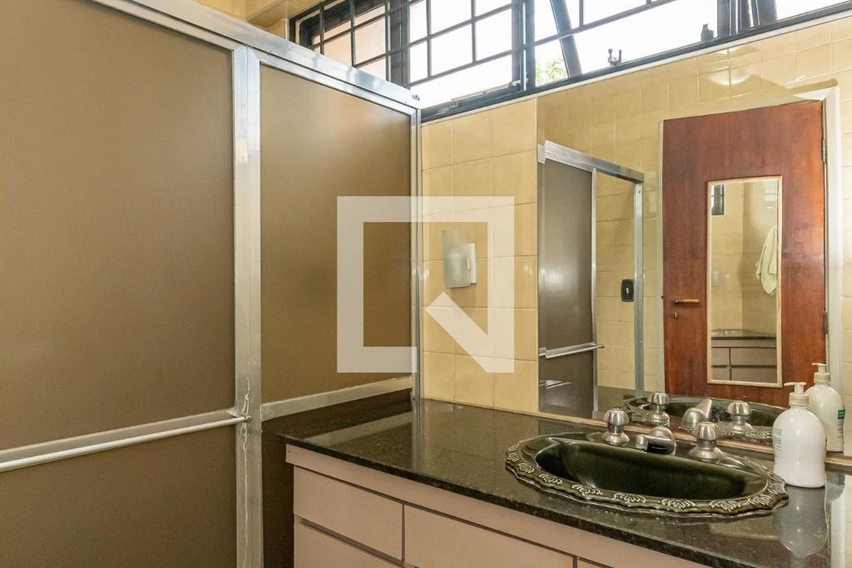 Casa à Venda - Nova Campinas, 4 Quartos,  278 m2 em , Campinas - sp | SoloBR