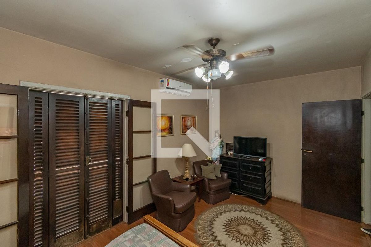 Casa à Venda - Nova Campinas, 4 Quartos,  278 m2 em , Campinas - sp | SoloBR