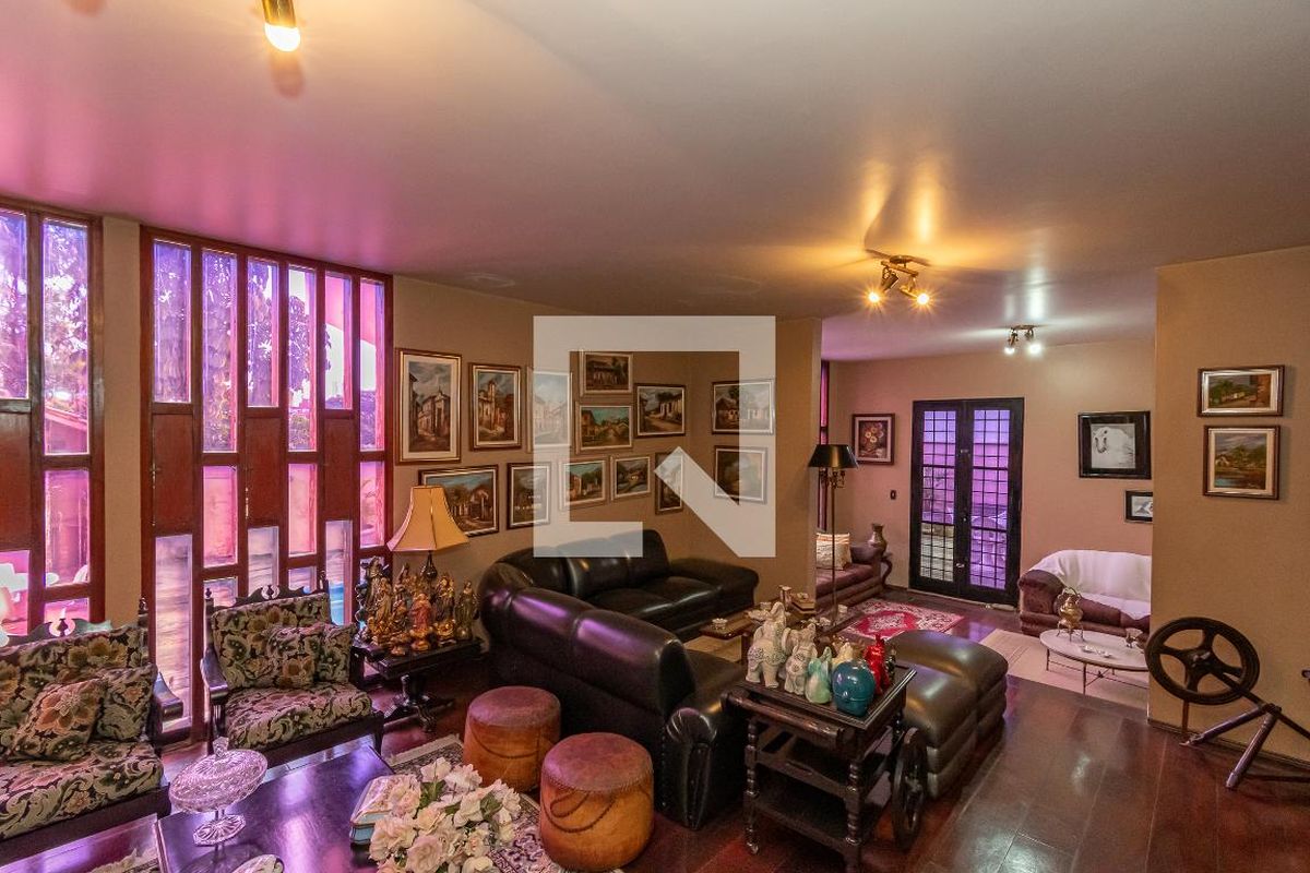 Casa à Venda - Nova Campinas, 4 Quartos,  278 m2 em , Campinas - sp | SoloBR