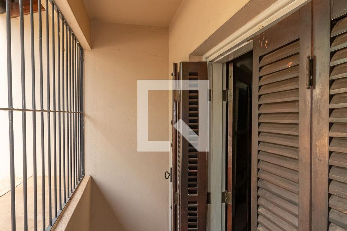 Casa à Venda - Nova Campinas, 4 Quartos,  278 m2 em , Campinas - sp | SoloBR