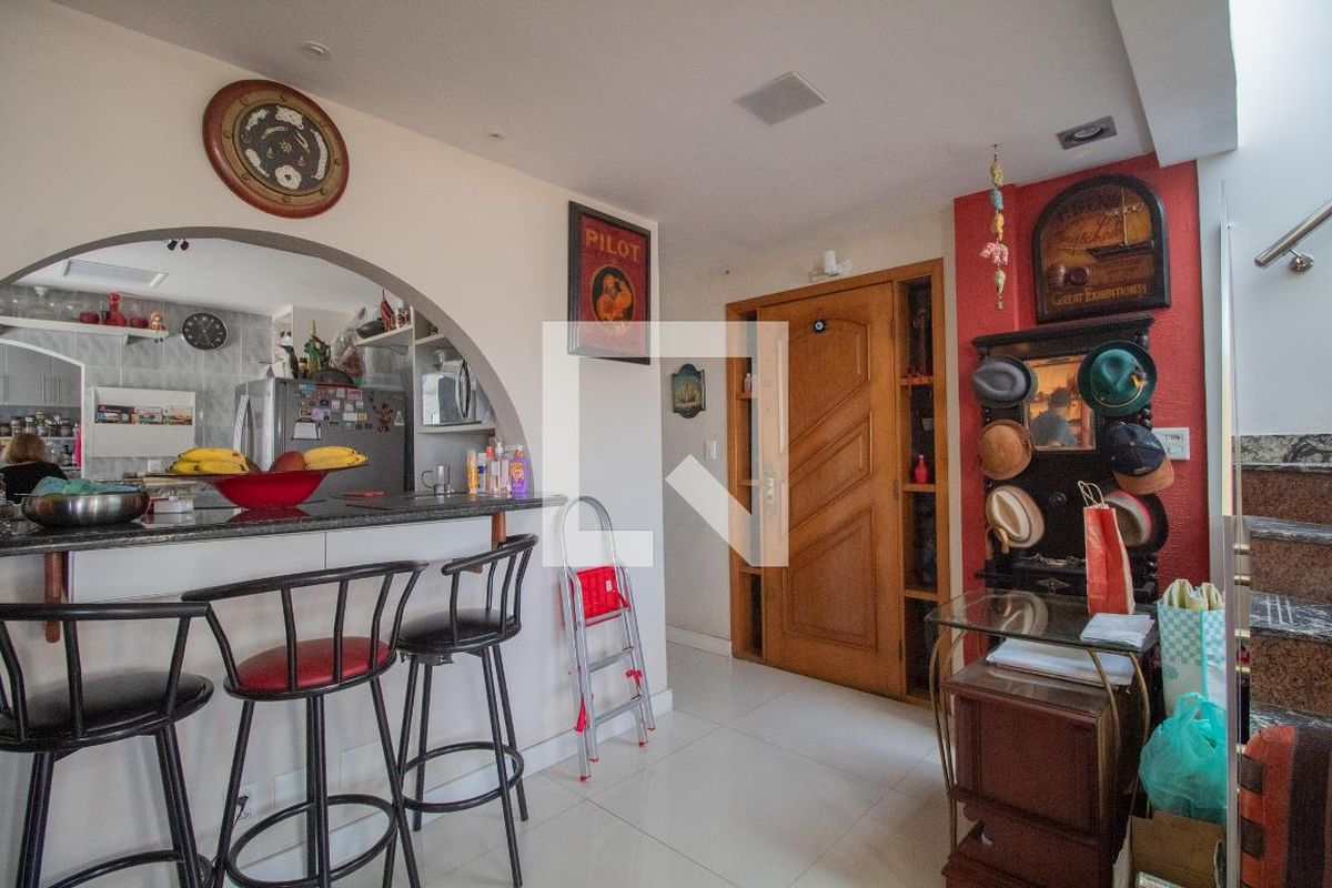 Cobertura, 3 quartos, 217 m² - Foto 16