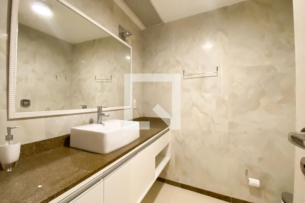 Apartamento, 3 quartos, 160 m² - Foto 50