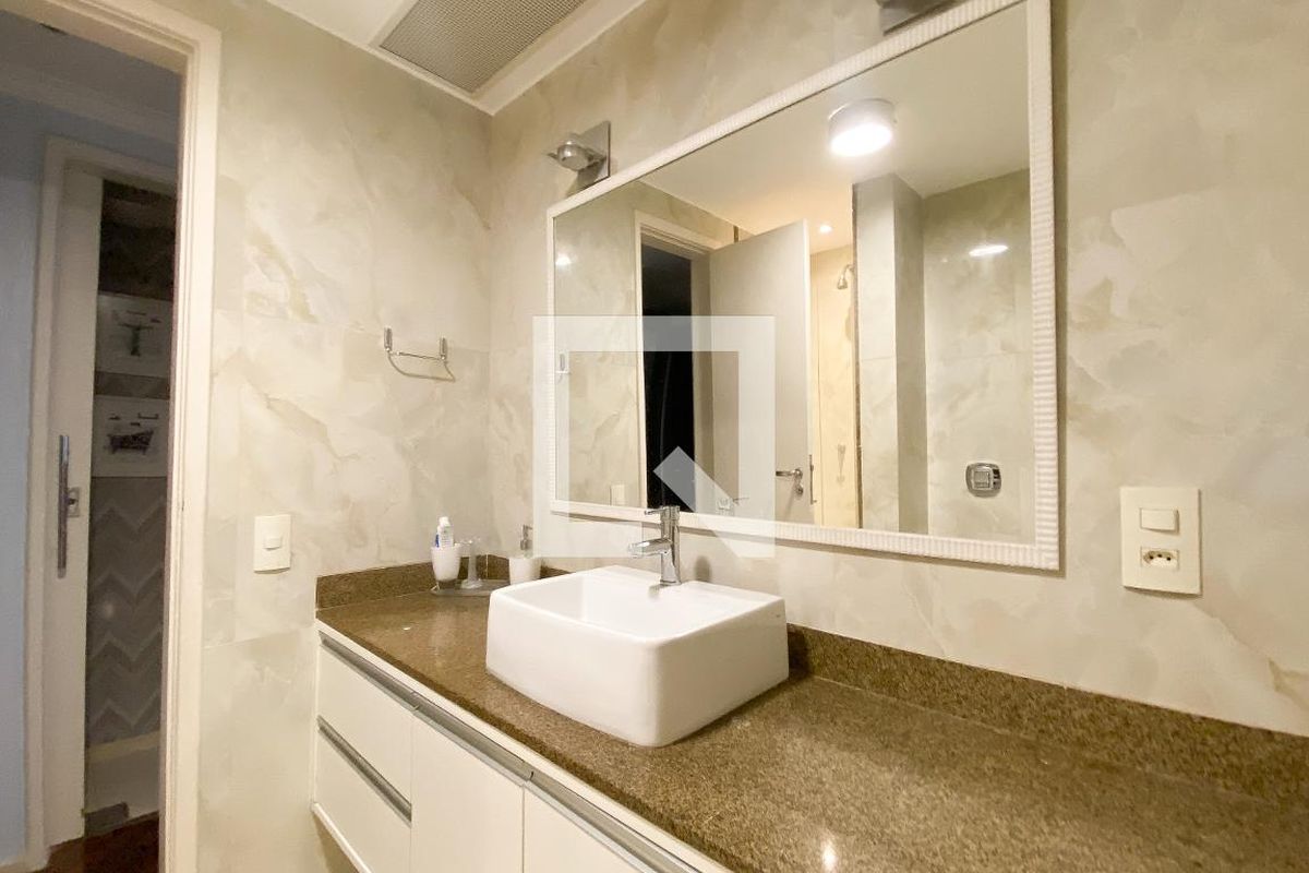 Apartamento, 3 quartos, 160 m² - Foto 52