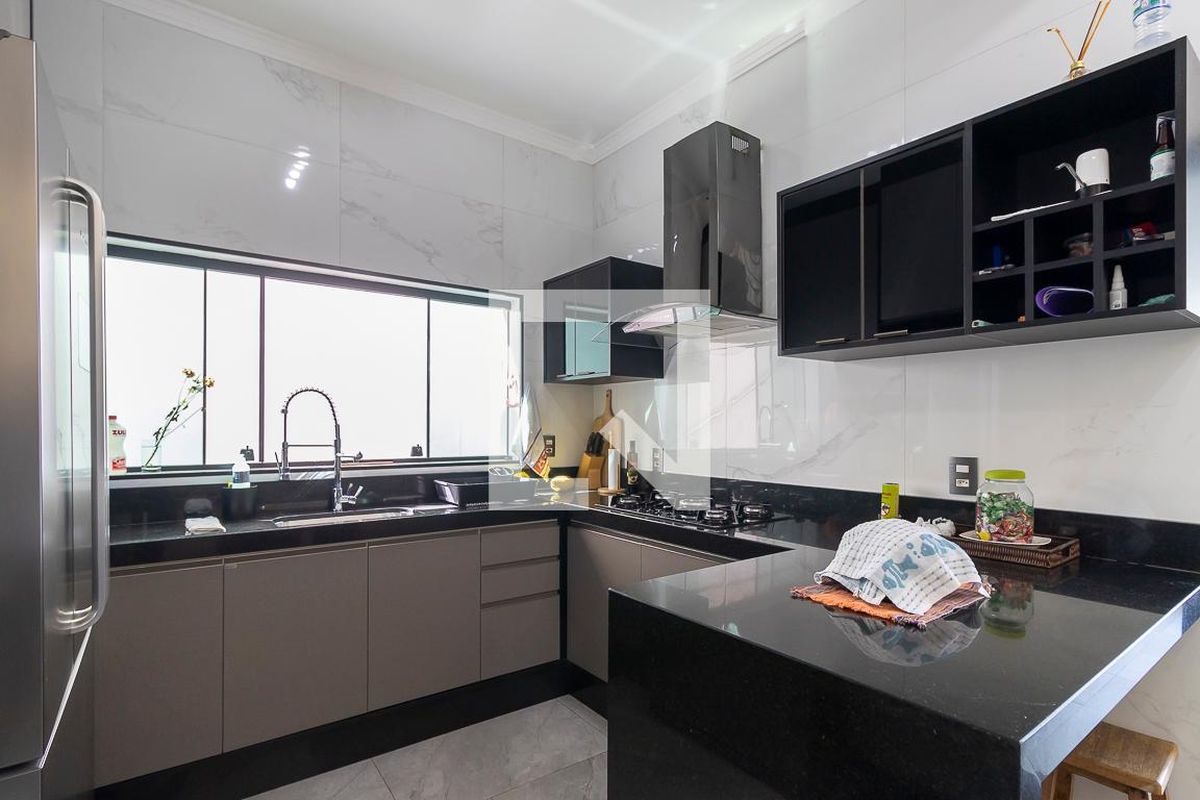 Casa à Venda - Jardim Chapadão, 3 Quartos,  207 m2 em , Campinas - sp | SoloBR
