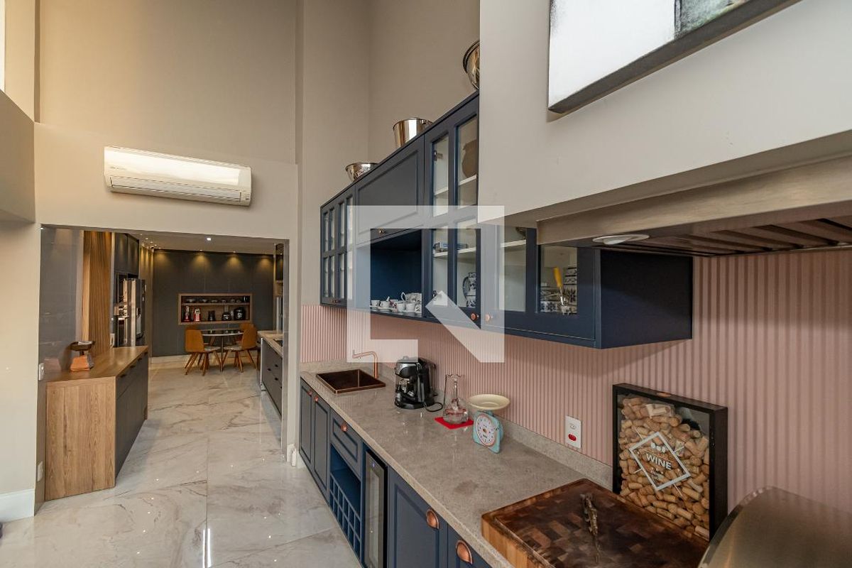 Apartamento à Venda - Taquaral, 4 Quartos,  189 m2 em , Campinas - sp | SoloBR