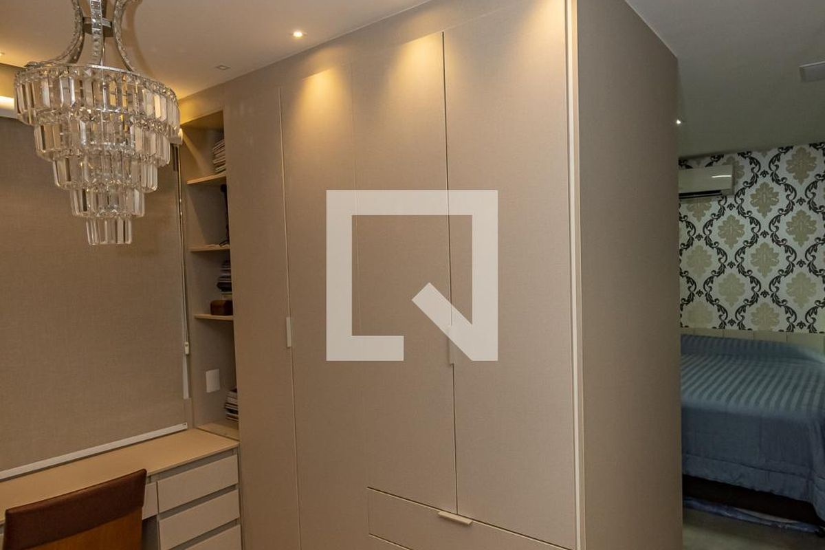 Apartamento à Venda - Taquaral, 4 Quartos,  189 m2 em , Campinas - sp | SoloBR