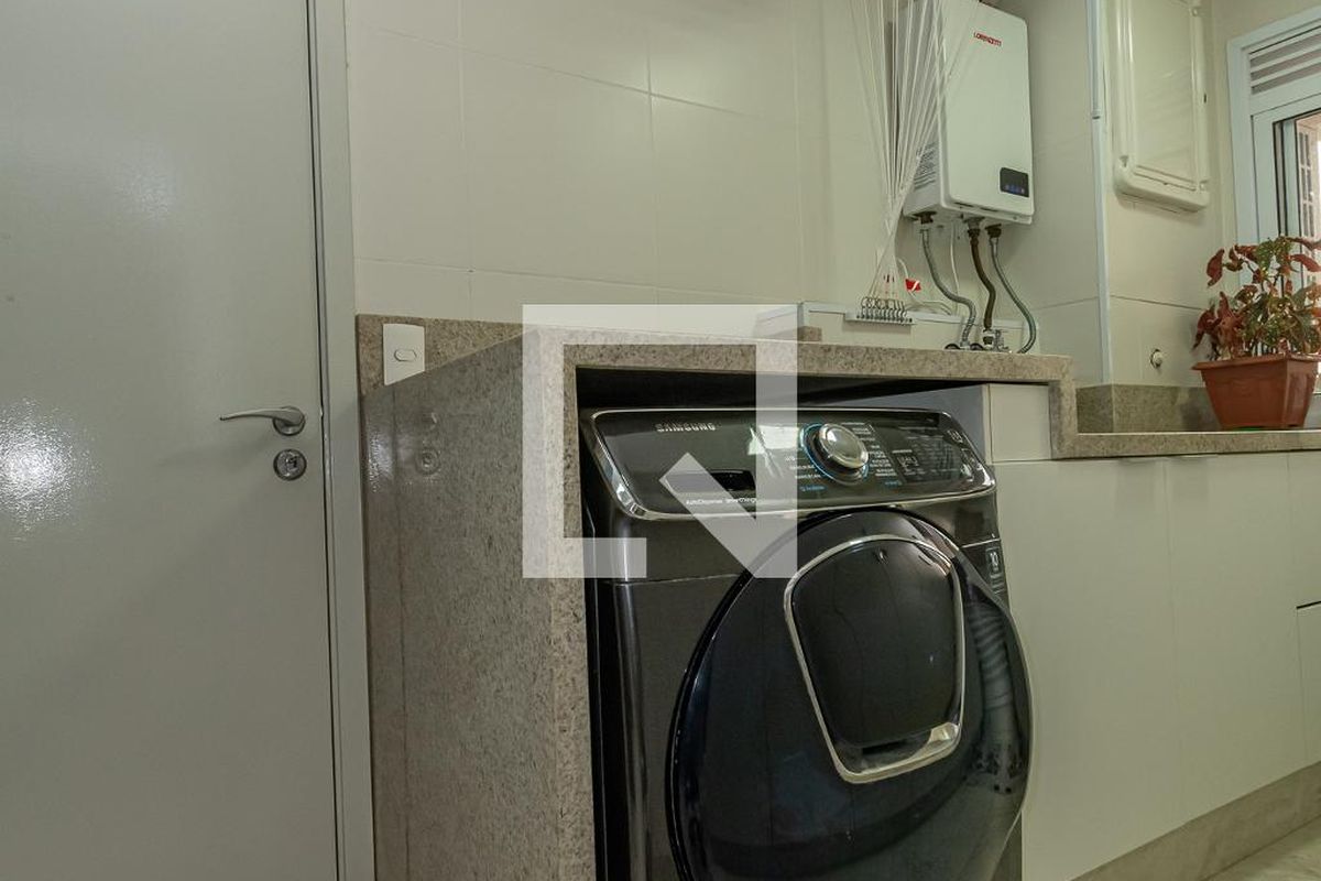 Apartamento à Venda - Taquaral, 4 Quartos,  189 m2 em , Campinas - sp | SoloBR
