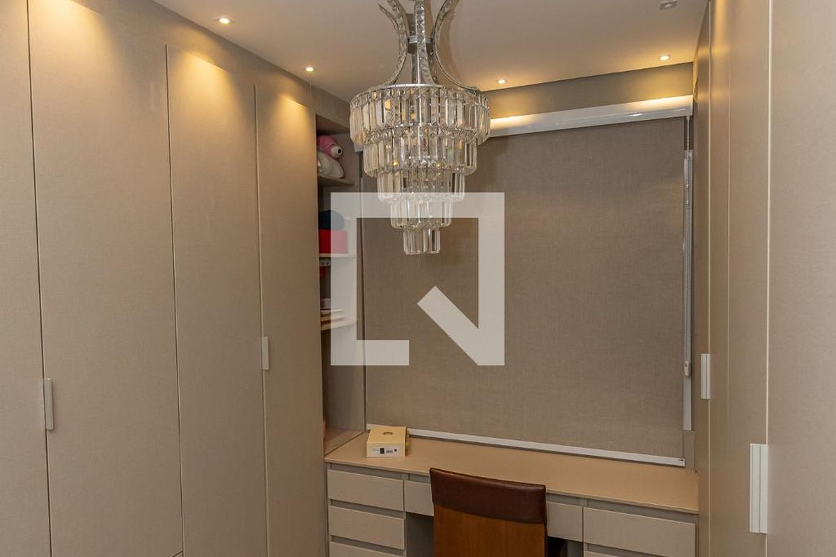 Apartamento à Venda - Taquaral, 4 Quartos,  189 m2 em , Campinas - sp | SoloBR