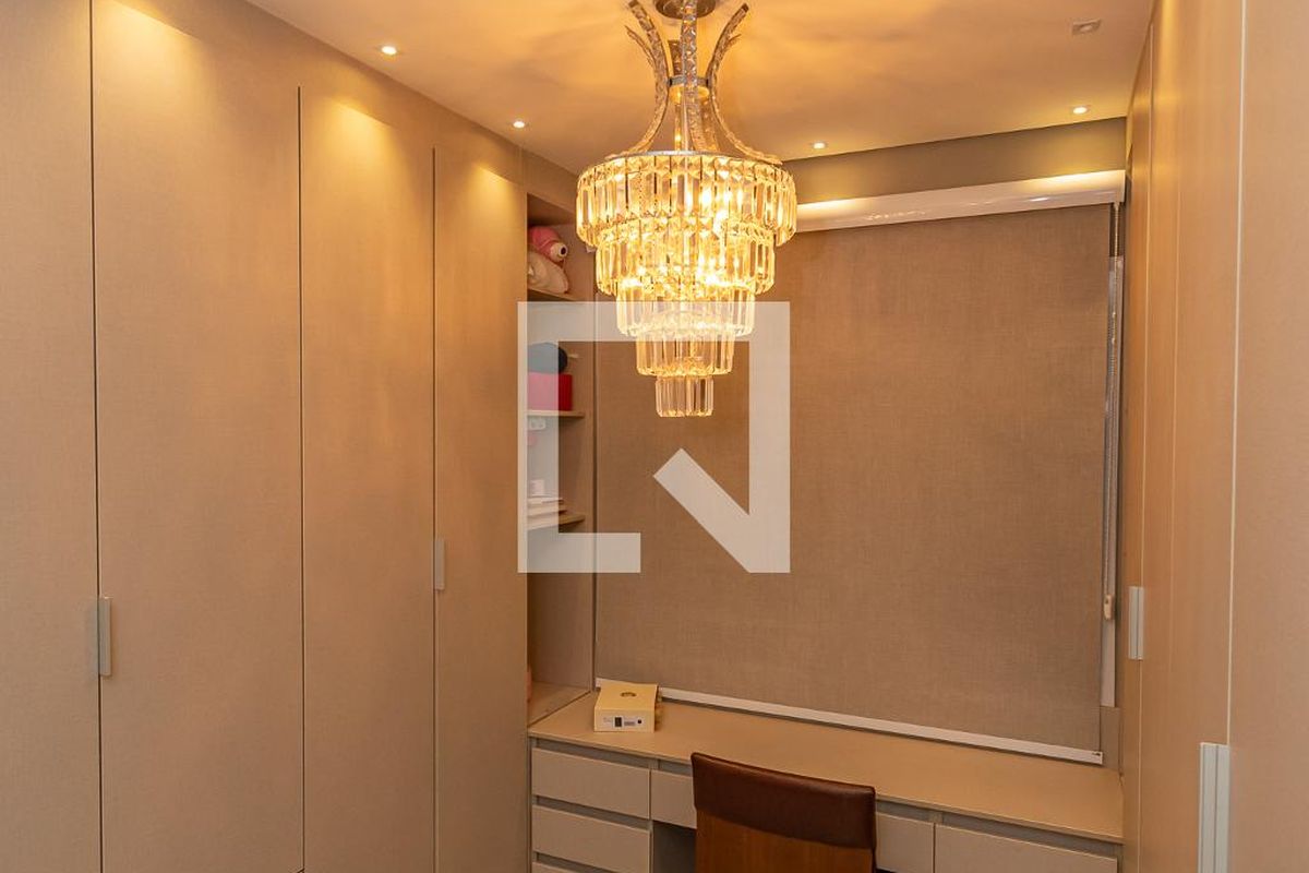 Apartamento à Venda - Taquaral, 4 Quartos,  189 m2 em , Campinas - sp | SoloBR