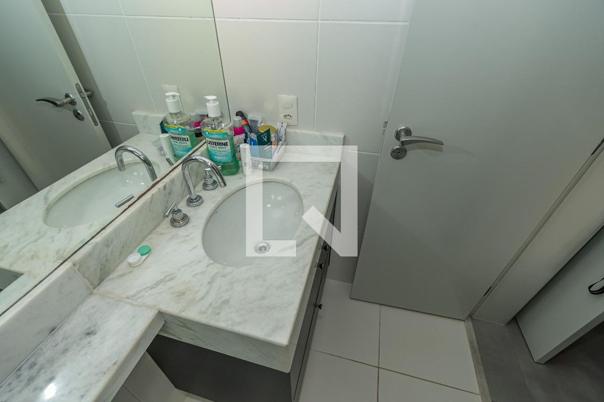 Apartamento à Venda - Taquaral, 4 Quartos,  189 m2 em , Campinas - sp | SoloBR