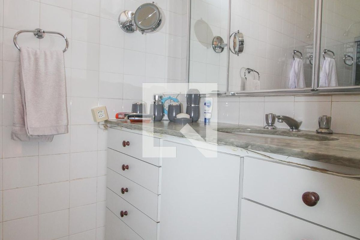 Casa à Venda - Nova Campinas, 5 Quartos,  525 m2 em , Campinas - sp | SoloBR