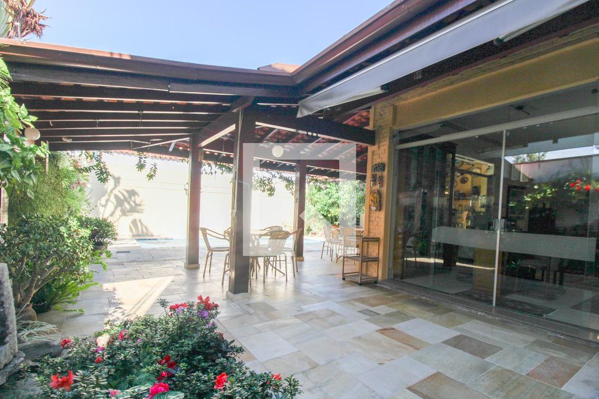 Casa à Venda - Nova Campinas, 5 Quartos,  525 m2 em , Campinas - sp | SoloBR