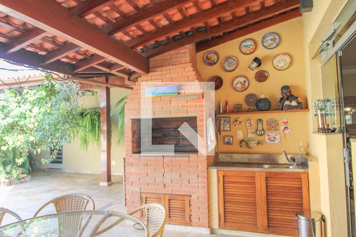 Casa à Venda - Nova Campinas, 5 Quartos,  525 m2 em , Campinas - sp | SoloBR