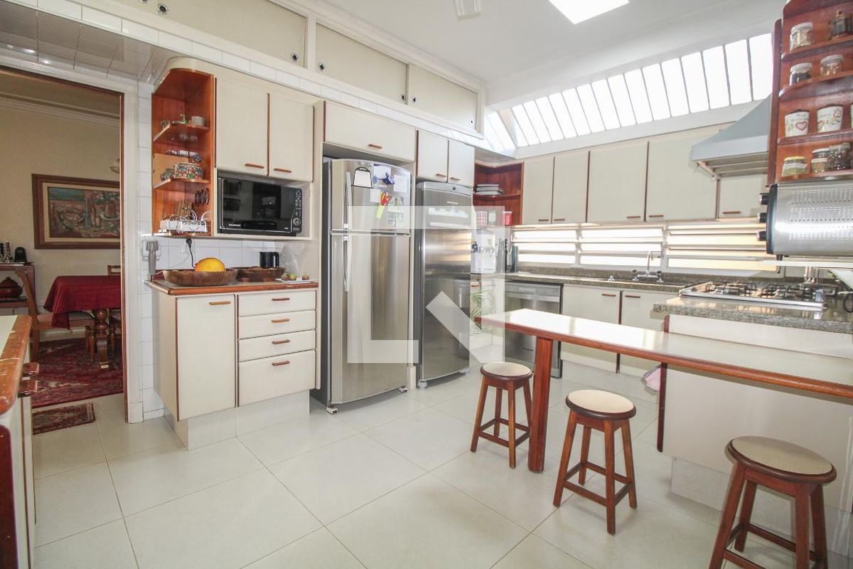Casa à Venda - Nova Campinas, 5 Quartos,  525 m2 em , Campinas - sp | SoloBR