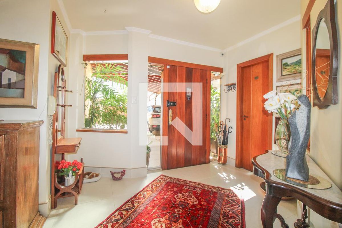 Casa à Venda - Nova Campinas, 5 Quartos,  525 m2 em , Campinas - sp | SoloBR