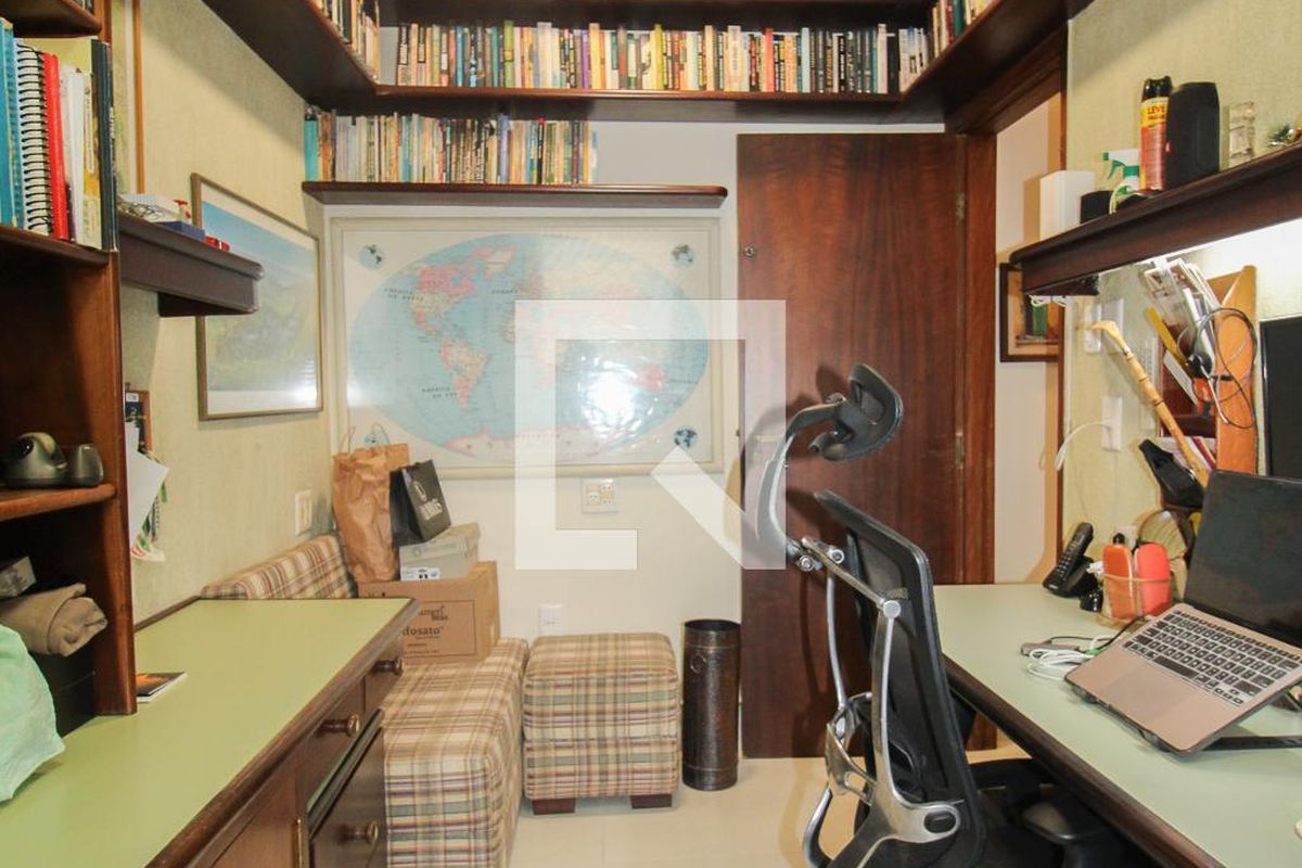 Casa à Venda - Nova Campinas, 5 Quartos,  525 m2 em , Campinas - sp | SoloBR