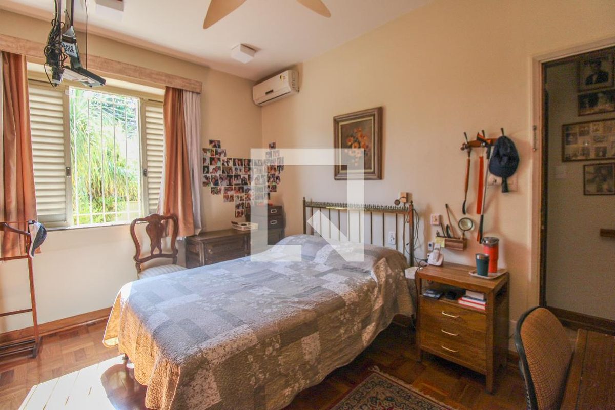 Casa à Venda - Nova Campinas, 5 Quartos,  525 m2 em , Campinas - sp | SoloBR