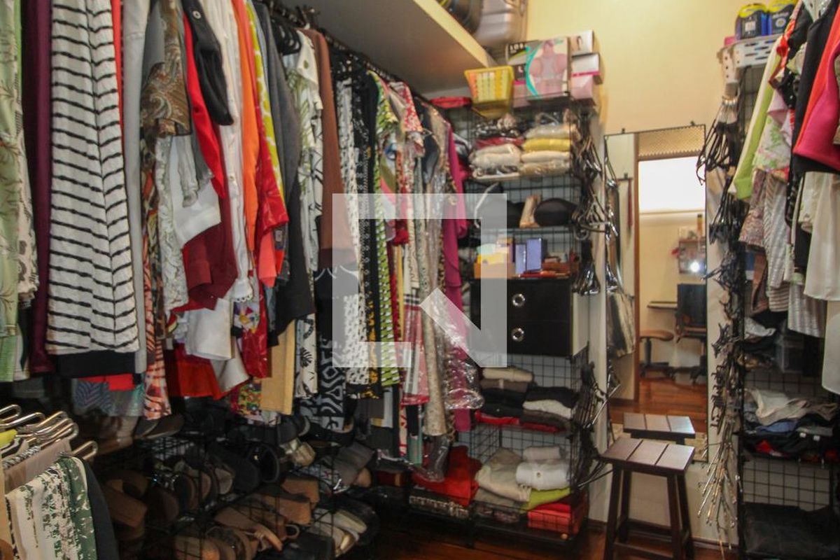 Casa à Venda - Nova Campinas, 5 Quartos,  525 m2 em , Campinas - sp | SoloBR
