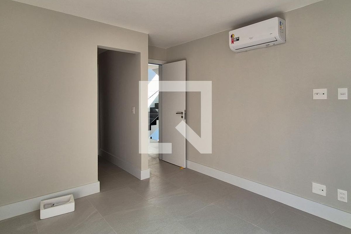Casa, 4 quartos, 450 m² - Foto 35
