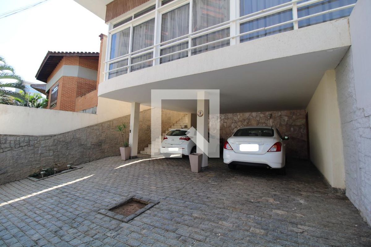 Casa à Venda - Nova Campinas, 3 Quartos,  350 m2 em , Campinas - sp | SoloBR