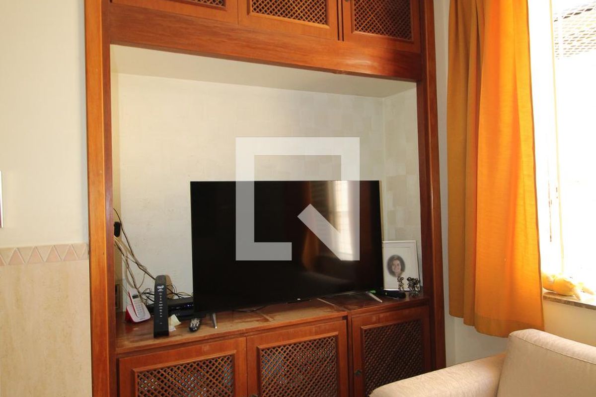 Casa à Venda - Nova Campinas, 3 Quartos,  350 m2 em , Campinas - sp | SoloBR