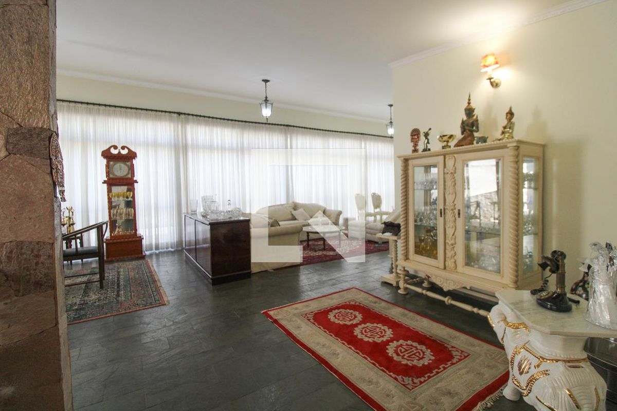 Casa à Venda - Nova Campinas, 3 Quartos,  350 m2 em , Campinas - sp | SoloBR