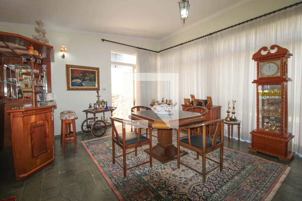 Casa à Venda - Nova Campinas, 3 Quartos,  350 m2 em , Campinas - sp | SoloBR