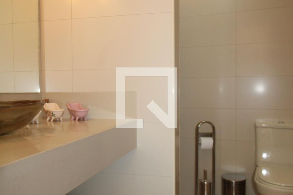 Casa à Venda - Nova Campinas, 3 Quartos,  350 m2 em , Campinas - sp | SoloBR