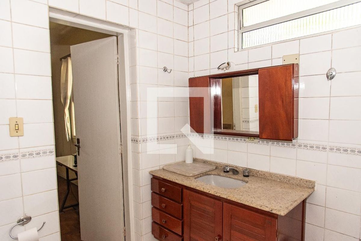 Casa, 3 quartos, 260 m² - Foto 27