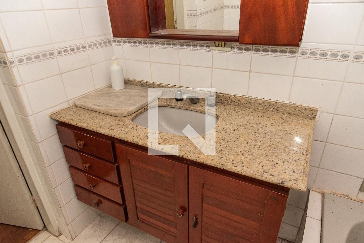 Casa, 3 quartos, 260 m² - Foto 26