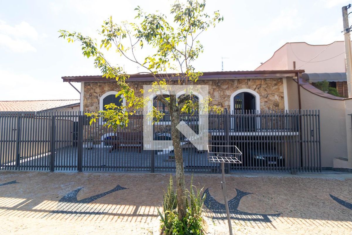 Casa à Venda - Parque Prado, 4 Quartos,  179 m2 em , Campinas - sp | SoloBR