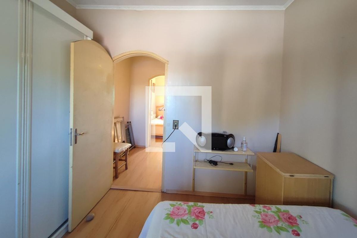 Casa à Venda - Jardim do Lago, 4 Quartos,  208 m2 em , Campinas - sp | SoloBR